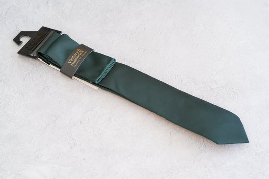 BOY'S DARK BOTTLE GREEN TEXTURED TIE & POCKET SQUARE
