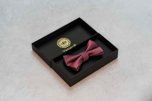 BOY'S MAUVE TEXTURED BOW TIE