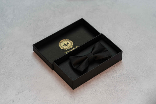 BOY'S BLACK TEXTURED BOW TIE